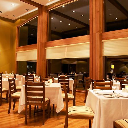 Wyndham Puerto Varas Pettra Restoran gambar Restaurant