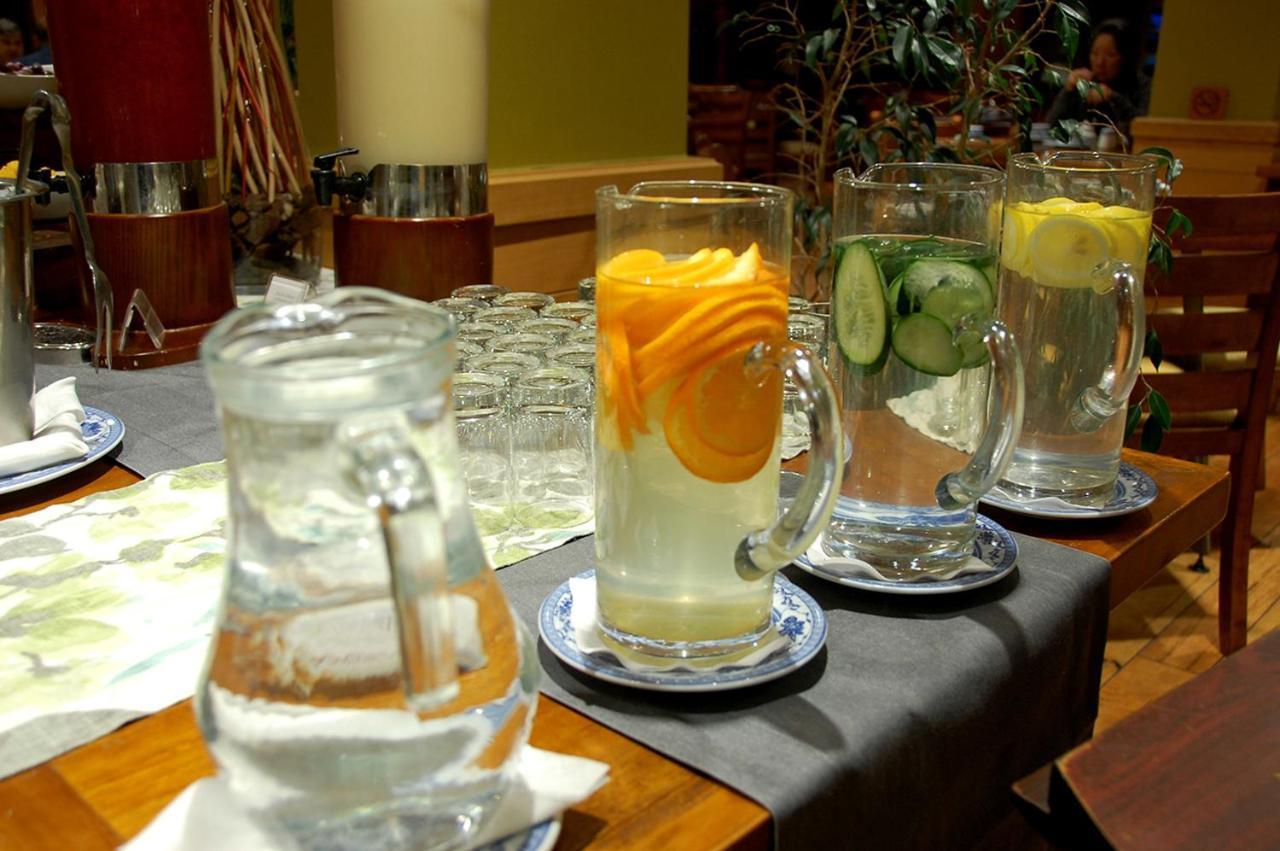 Wyndham Puerto Varas Pettra Luaran gambar Infused water